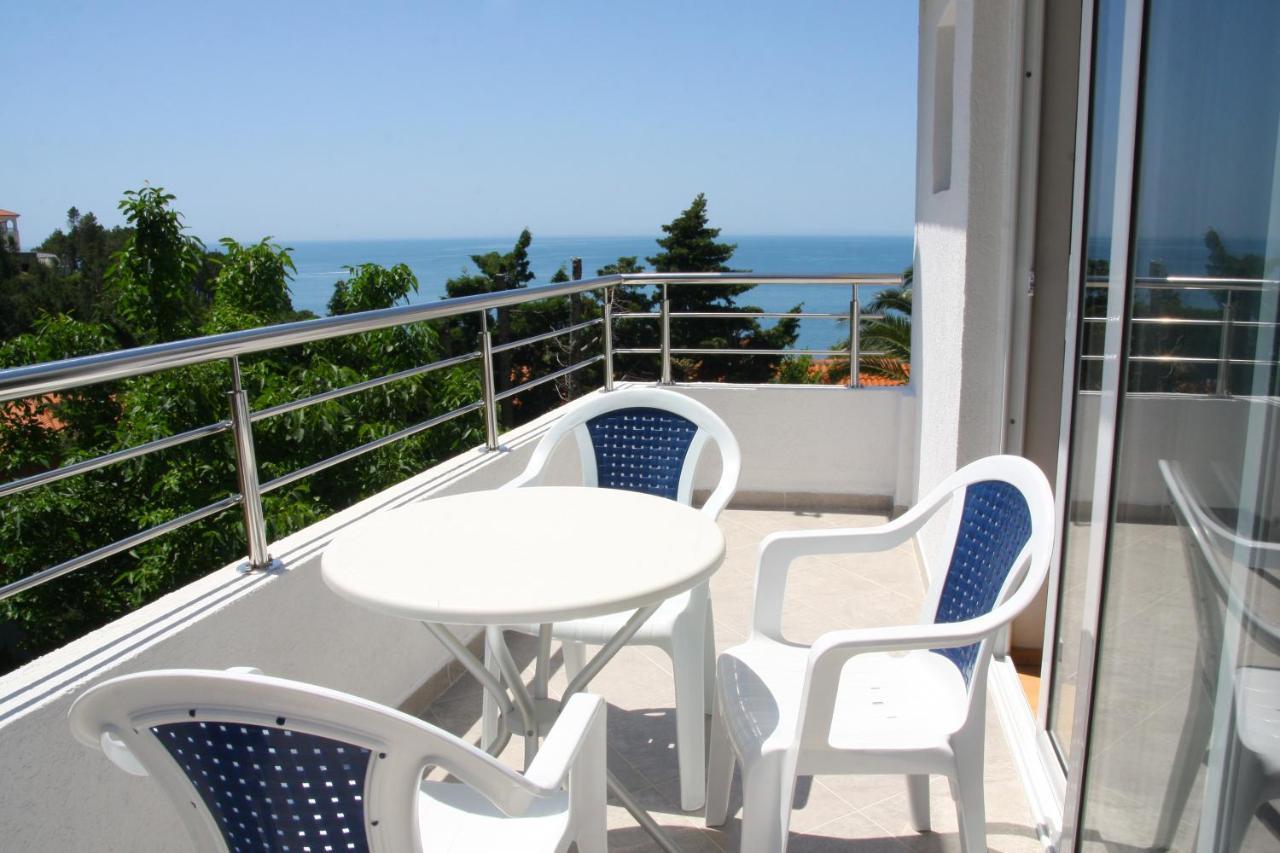 Apartments Antonela Ilha Sveti Stefan Quarto foto